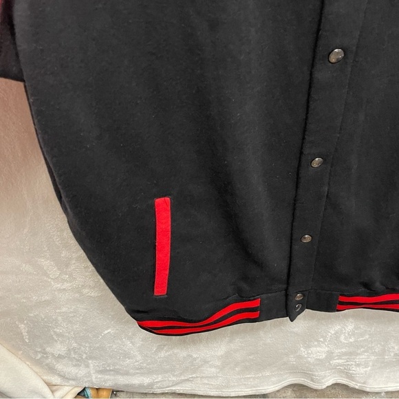 Marvel Deadpool Letterman jacket Red And Black men’s XL - Picture 5 of 8